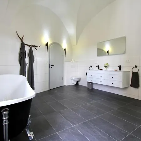 Schlossgut Franken - Schlossapartment Berthold *